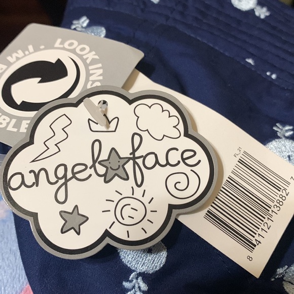 🐳🆕 Young Child’s Hat 🐳🆕 By : ANGEL FACE - Picture 9 of 9